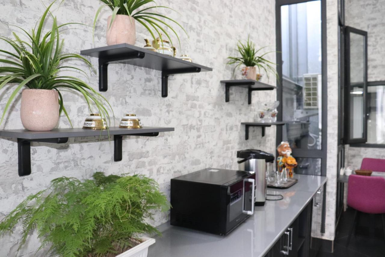 Bobur Hotel طشقند المظهر الخارجي الصورة